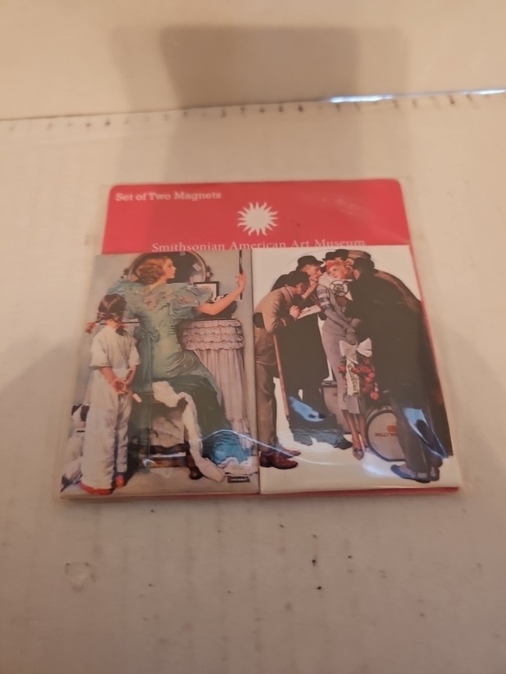 Smithsonian American Art Museum Red Decorative Magnet Set (2)